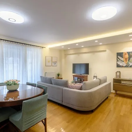 Vanesa'S House-2
